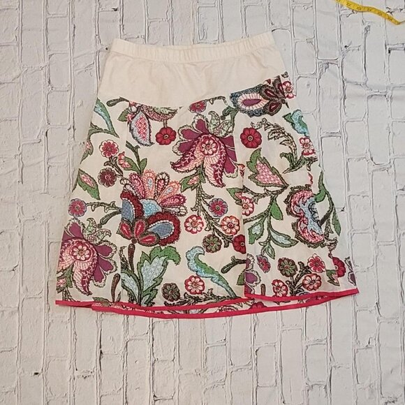 Motherhood Maternity Dresses & Skirts - Motherhood Maternity Small White and pink floral skirt w elastic waist #floral